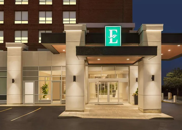Embassy Suites By Hilton Toronto AirportAirport Hotel